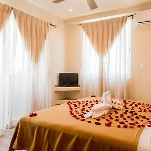 https://casa-leo.tulum-hotels.net